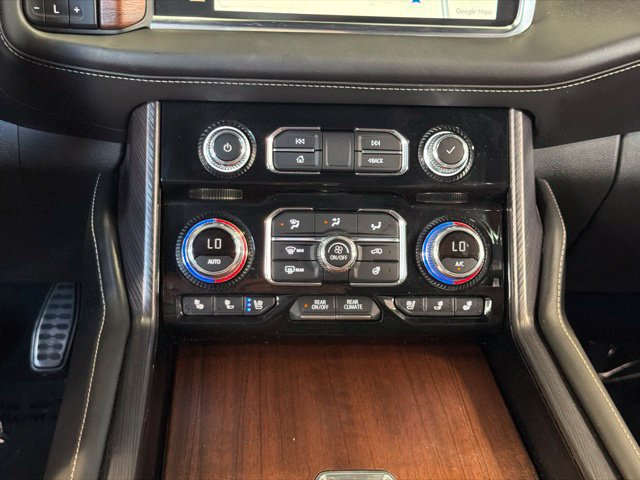 Used 2024 GMC Yukon Denali Ultimate AWD/4WD image 22