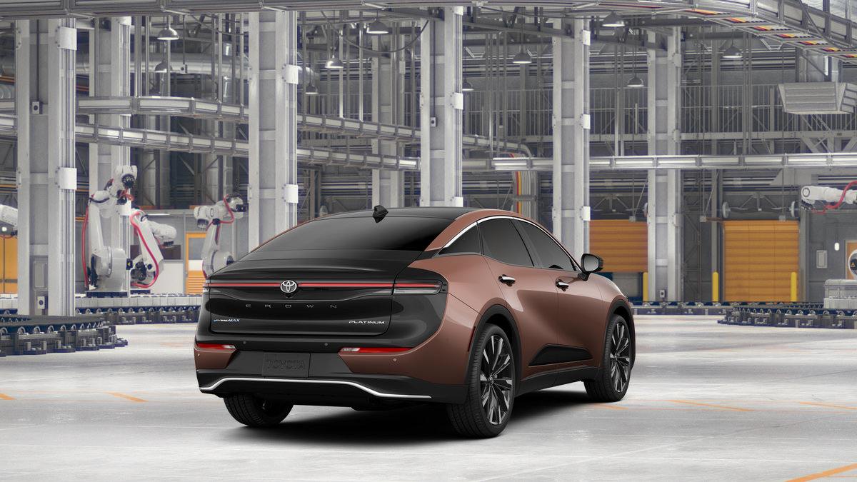 New 2026 Toyota Crown Platinum AWD/4WD image 9