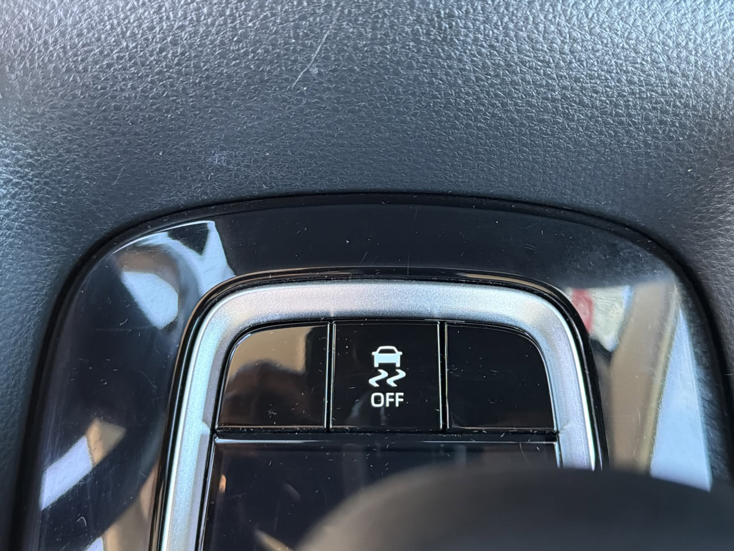 Certified 2024 Toyota Corolla LE FWD image 18