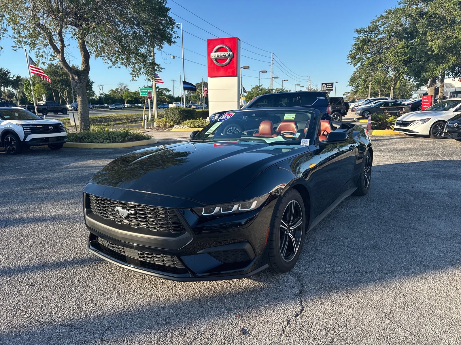 Used 2024 Ford Mustang Premium RWD image 3