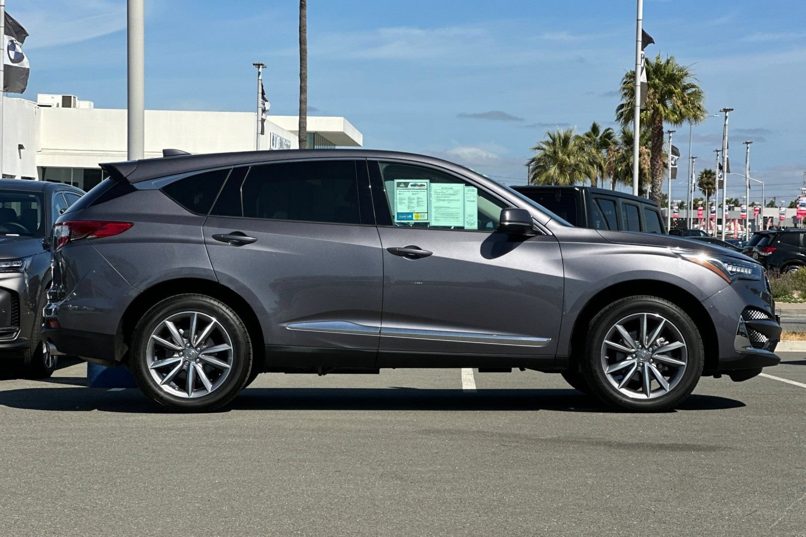 Used 2020 Acura RDX w/ Technology Package FWD image 3
