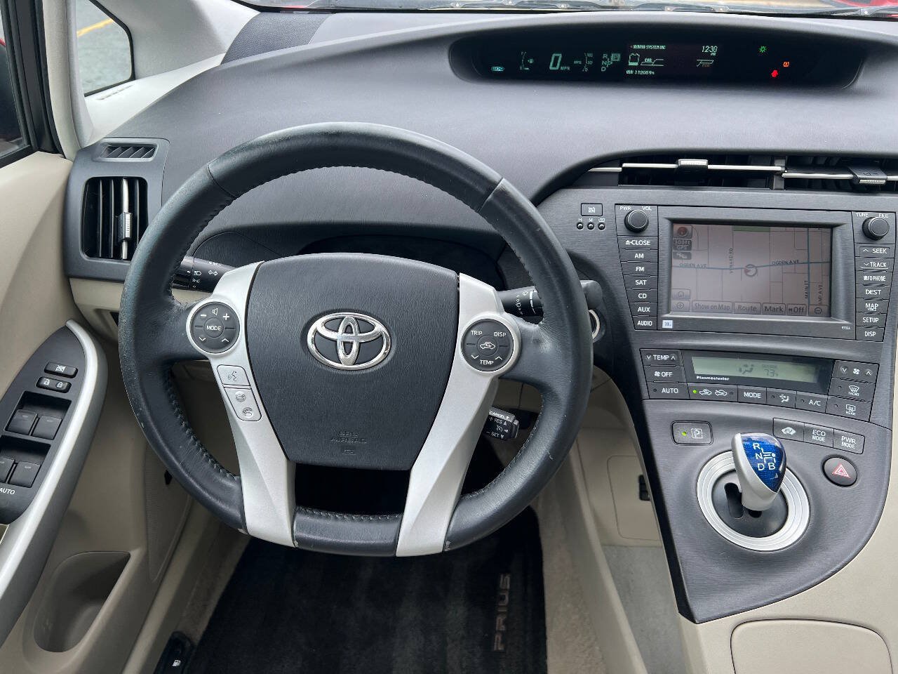 Used 2010 Toyota Prius Four w/ Solar Roof Pkg FWD image 32