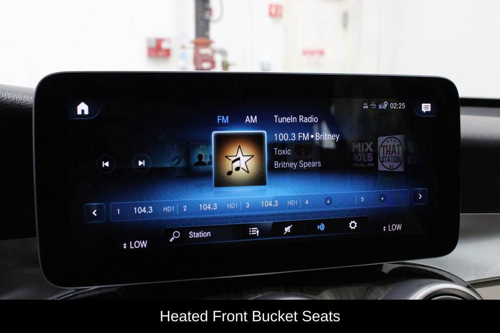 Used 2020 Mercedes-Benz GLC 300 4MATIC image 29