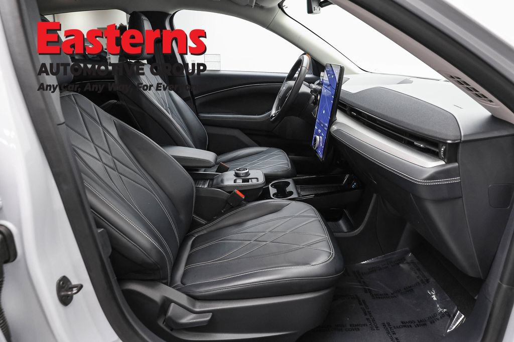 Used 2023 Ford Mustang Mach-E Select RWD image 23