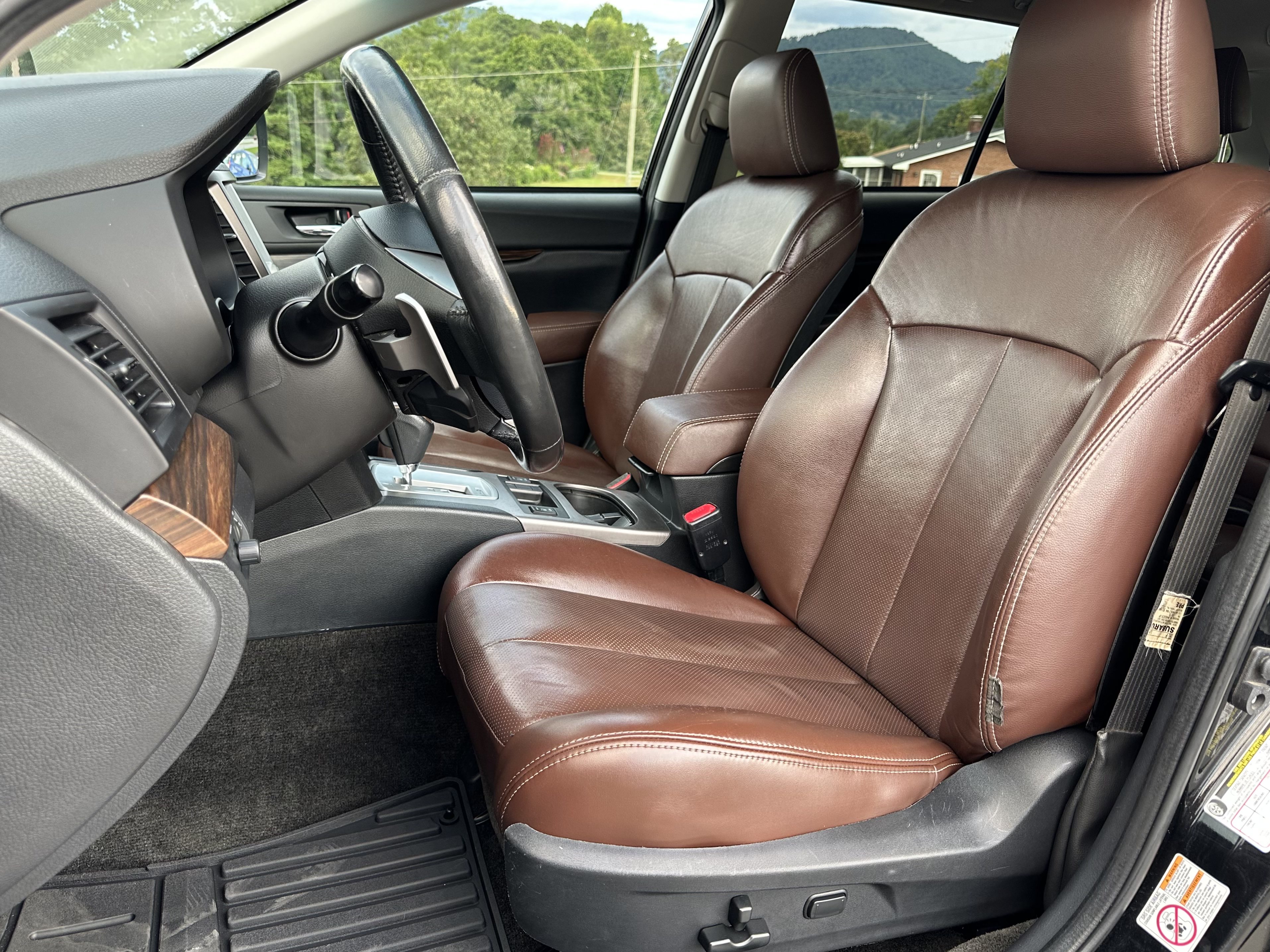 Used 2013 Subaru Outback 3.6R Limited w/ Special Appearance Pkg AWD/4WD image 9