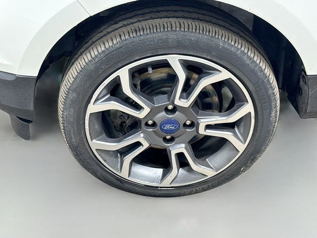 Used 2019 Ford EcoSport SES w/ SES Black Appearance Package image 31