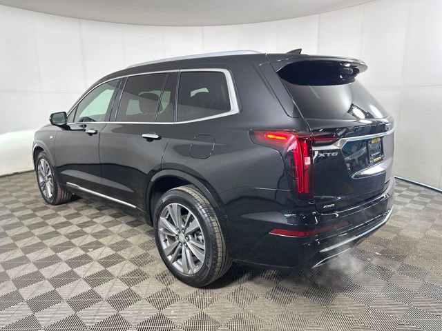 Used 2022 Cadillac XT6 Premium Luxury w/ Technology Package image 5