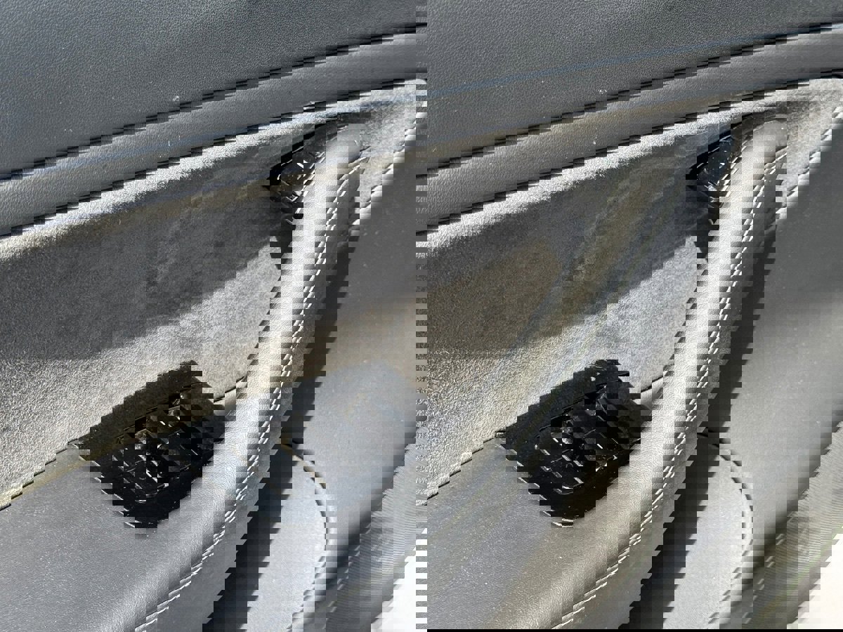 Used 2020 Tesla Model 3 Long Range image 31