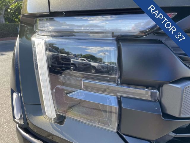 Used 2025 Ford F150 Raptor AWD/4WD image 40