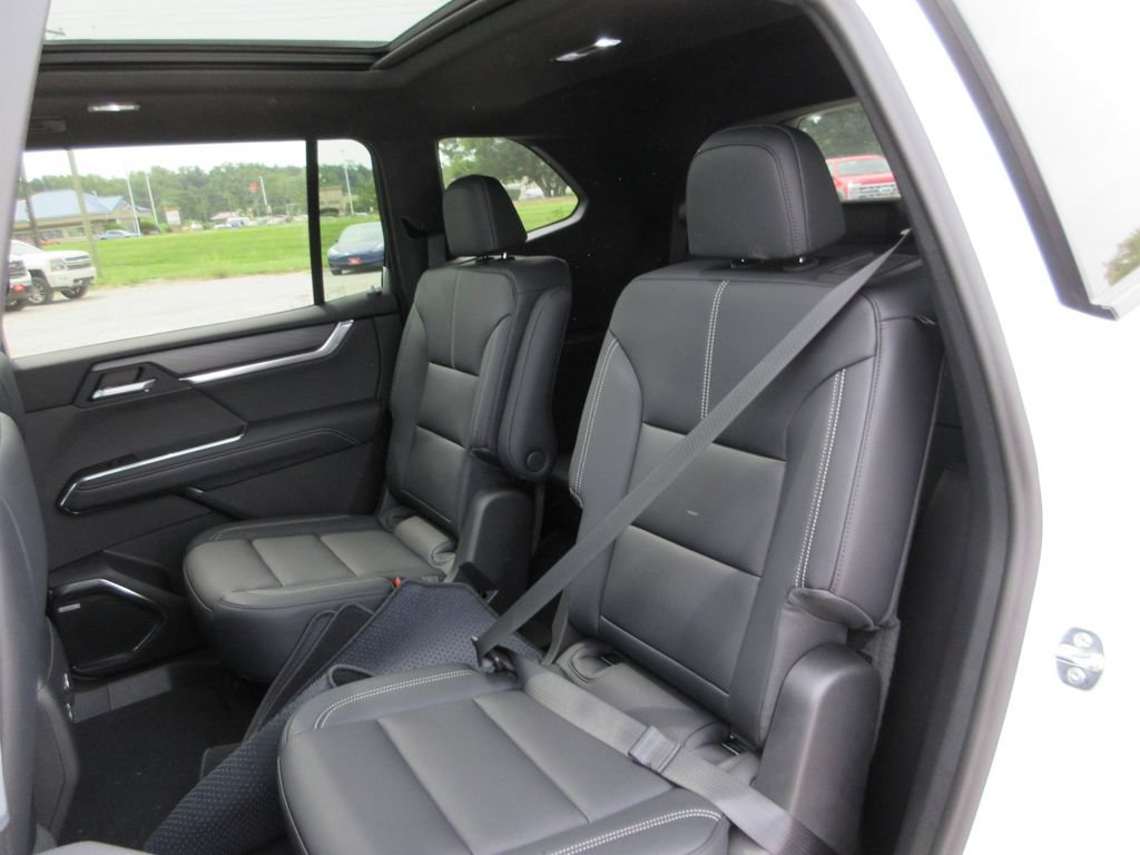 New 2027 GMC Acadia Elevation w/ Black Edition FWD image 10
