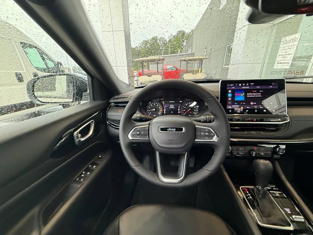 New 2026 Jeep Compass Latitude AWD/4WD image 9