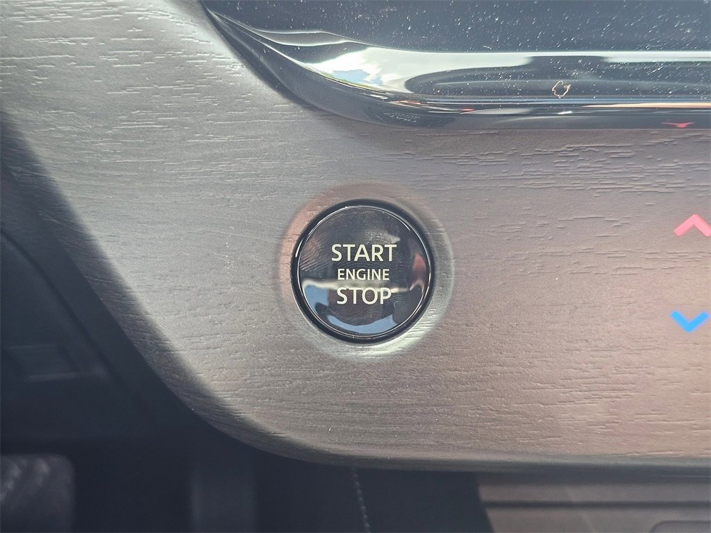 New 2025 Nissan Murano SL image 17