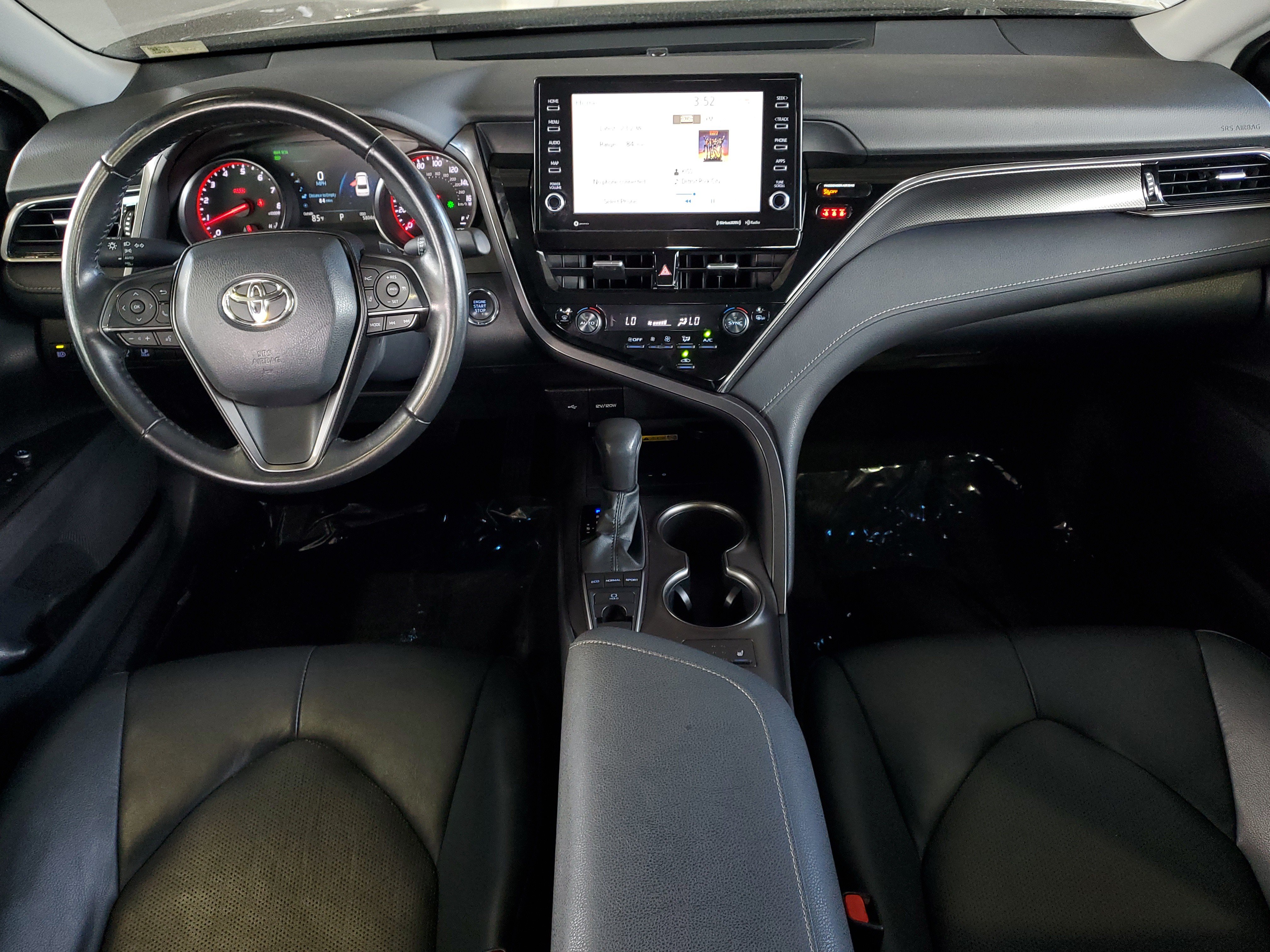 Used 2023 Toyota Camry XSE FWD image 11