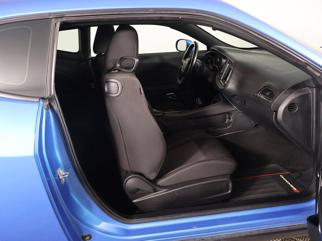 Used 2023 Dodge Challenger SXT RWD image 25