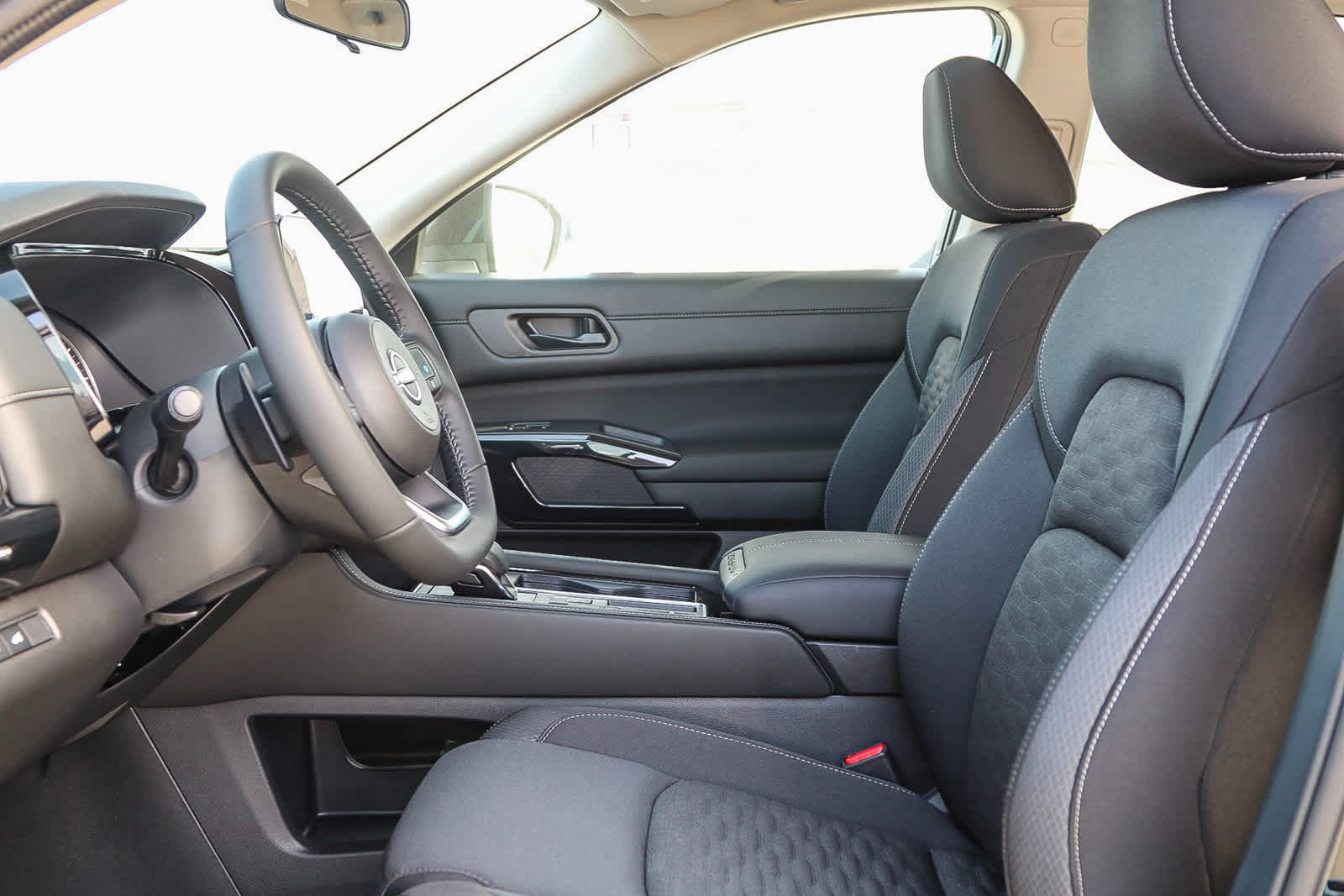 New 2025 Nissan Pathfinder SV FWD image 20