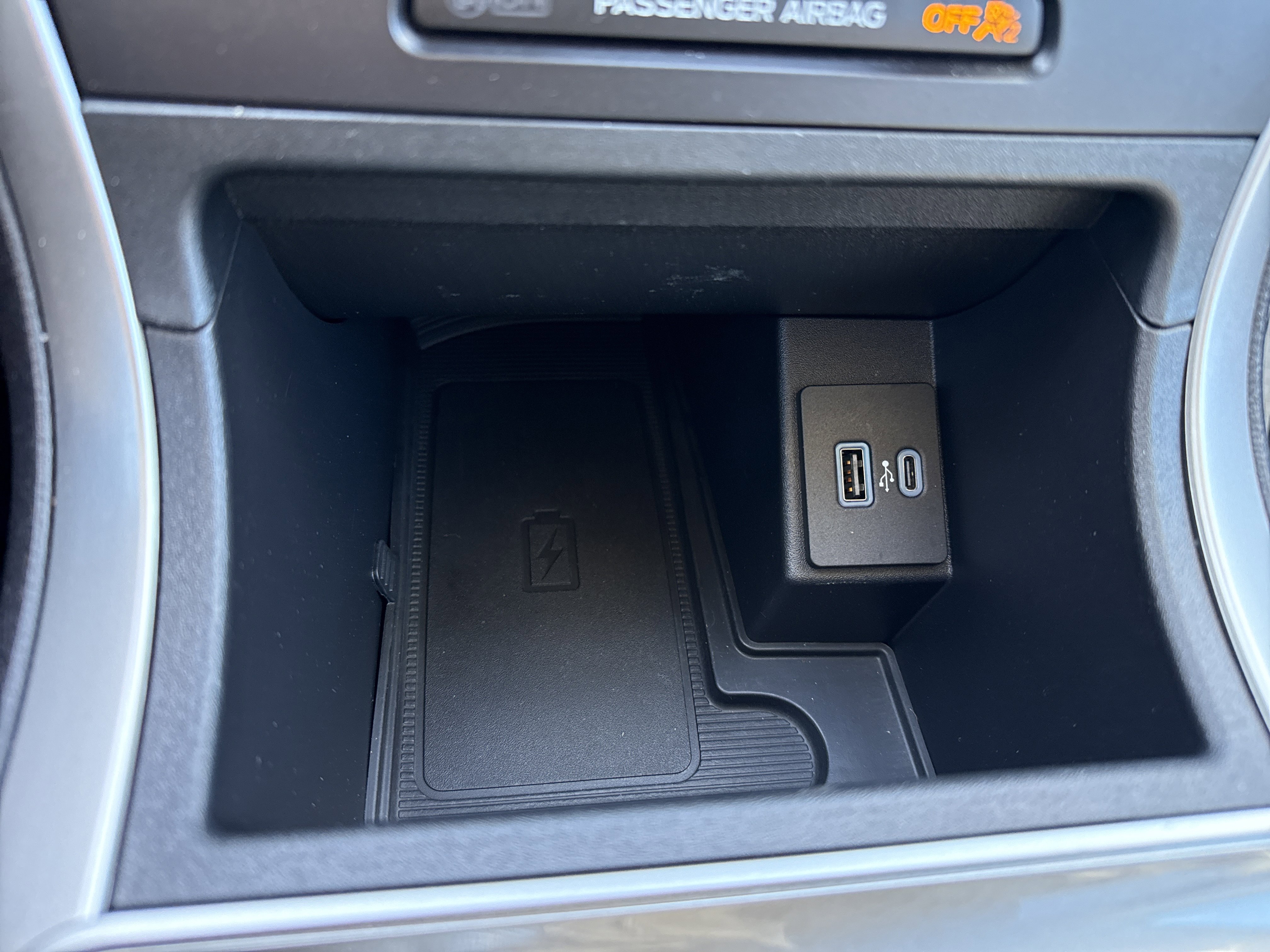 Used 2024 Ford Edge SEL w/ Convenience Package image 24