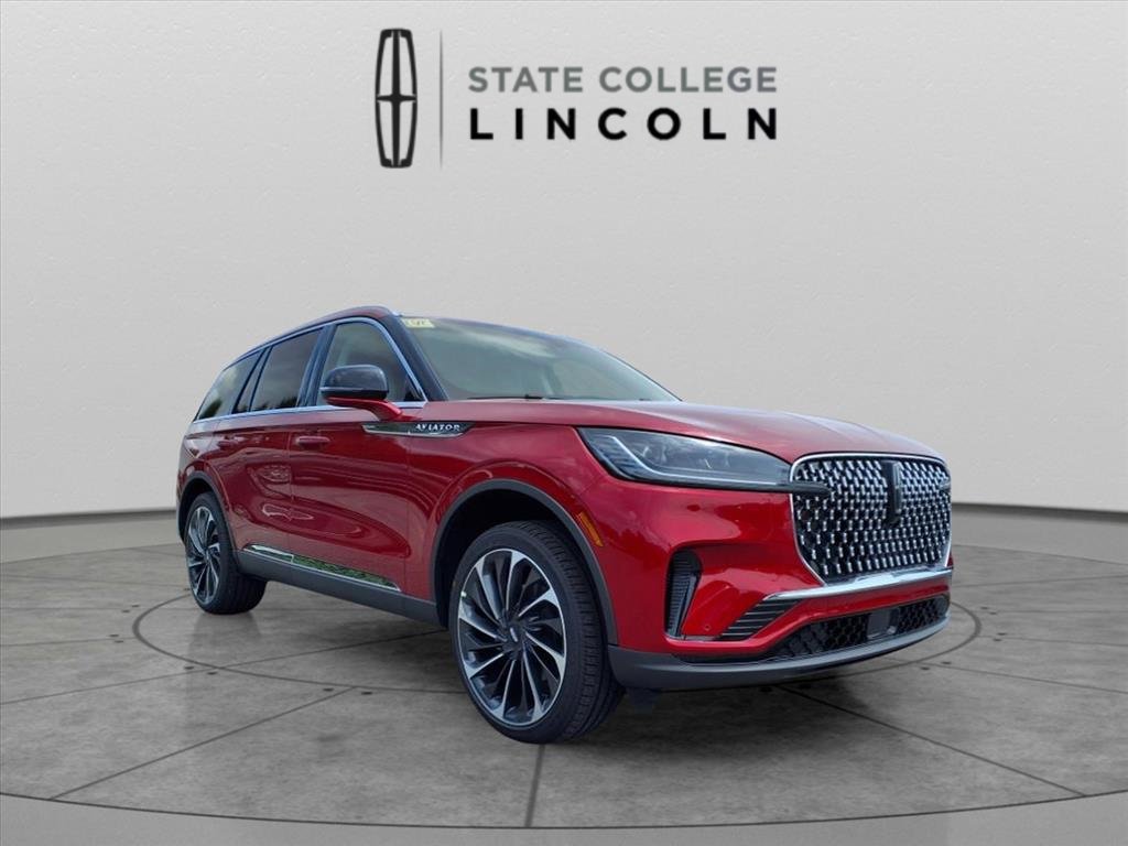 New 2025 Lincoln Aviator Reserve w/ Equipment Group 201A image 2