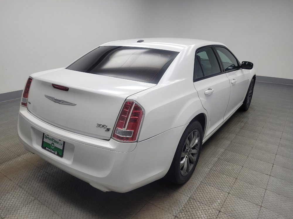Used 2014 Chrysler 300 S AWD/4WD image 9