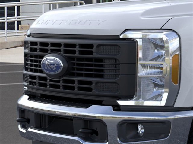 New 2026 Ford F350 XL w/ FX4 Off-Road Package image 17