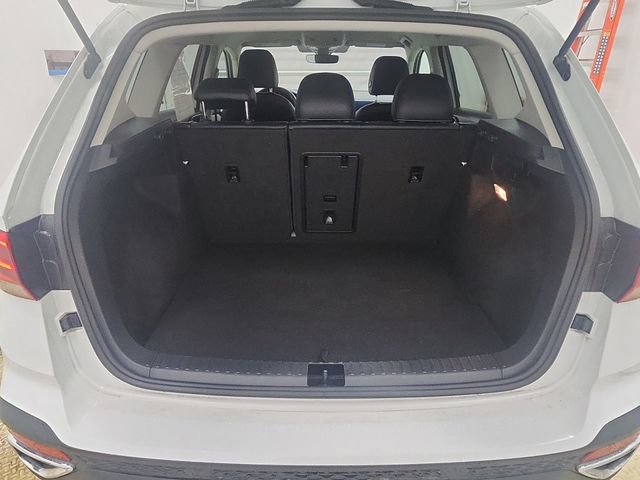 Used 2023 Volkswagen Taos SE image 21