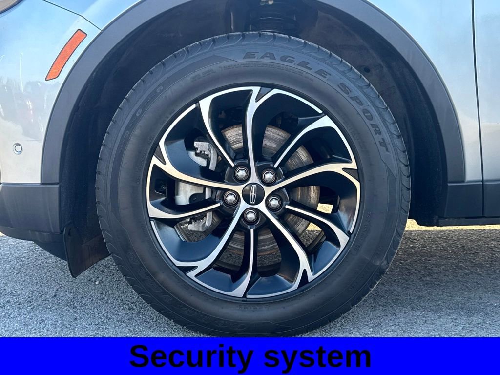 Used 2024 Lincoln Nautilus Premier AWD/4WD image 17