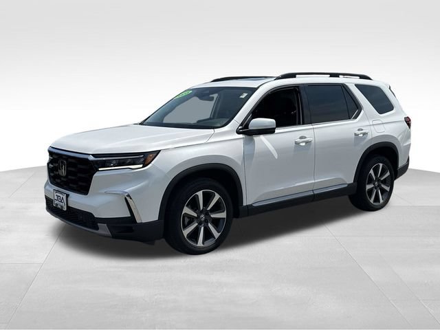 Used 2025 Honda Pilot Touring image 23