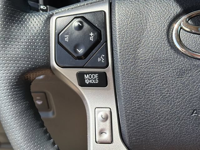 Used 2023 Toyota 4Runner Limited AWD/4WD image 32