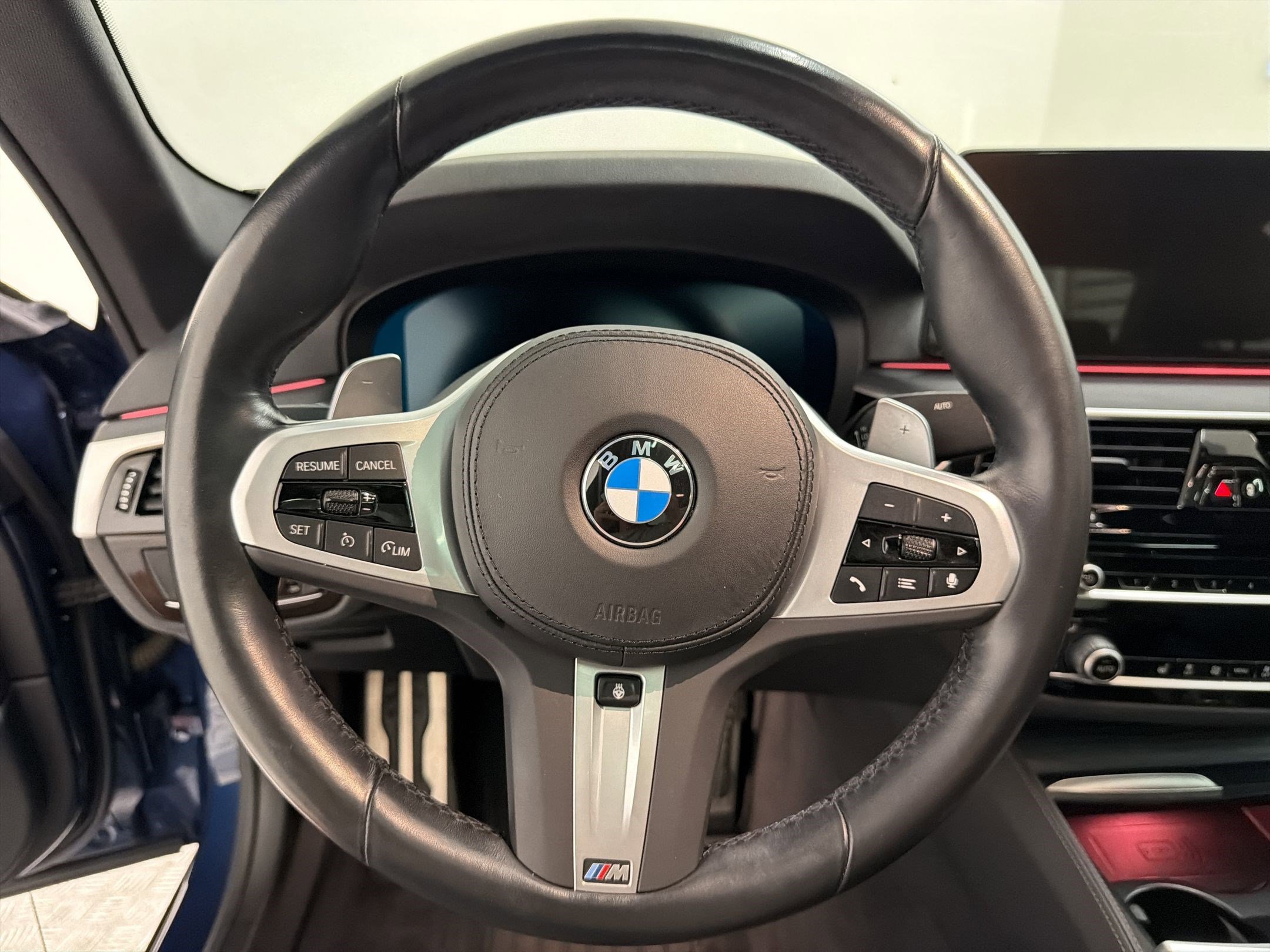 Certified 2023 BMW 540i xDrive w/ M Sport Package image 18