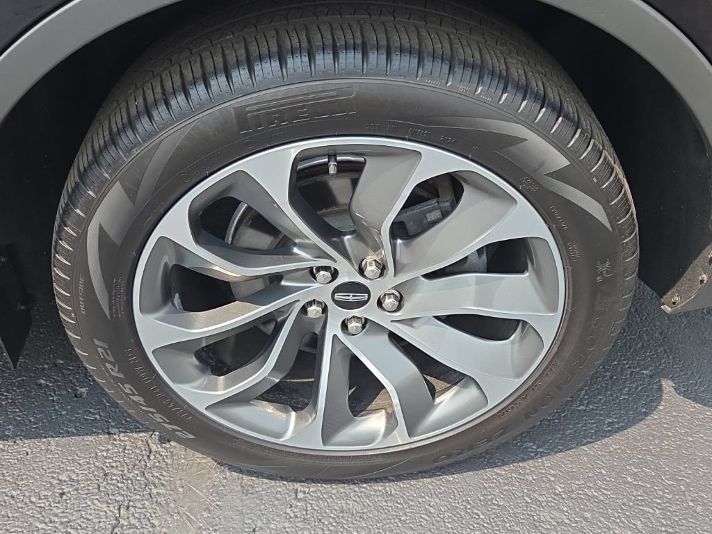 Used 2025 Lincoln Aviator Reserve AWD/4WD image 10