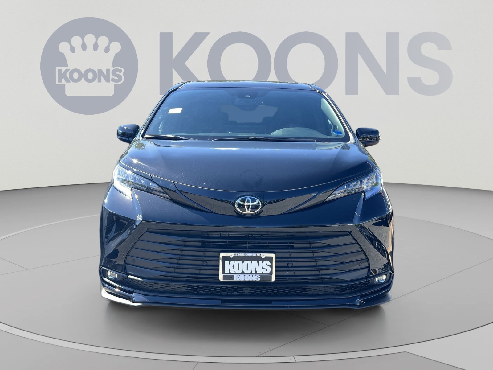 New 2026 Toyota Sienna XLE Woodland Edition AWD/4WD image 4