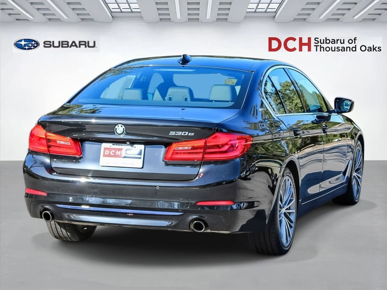 Used 2019 BMW 530e xDrive w/ Convenience Package AWD/4WD image 4