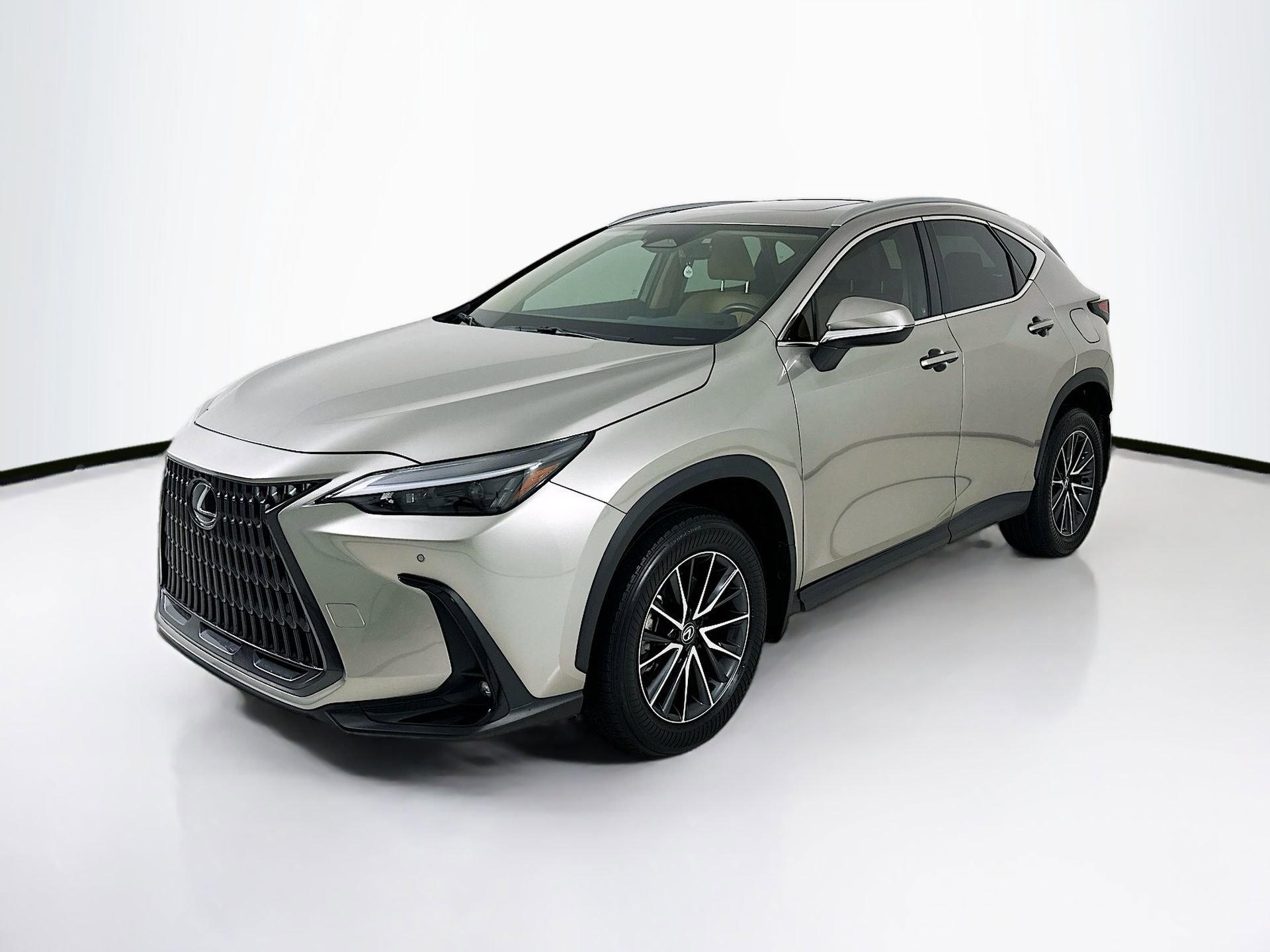 Used 2024 Lexus NX 350 AWD image 3