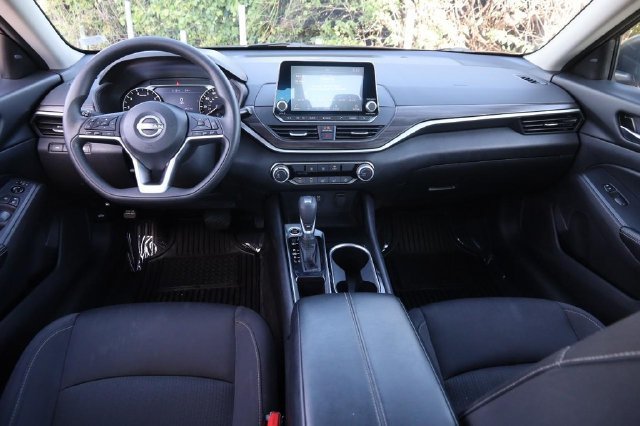 Certified 2024 Nissan Altima 2.5 SV FWD image 21
