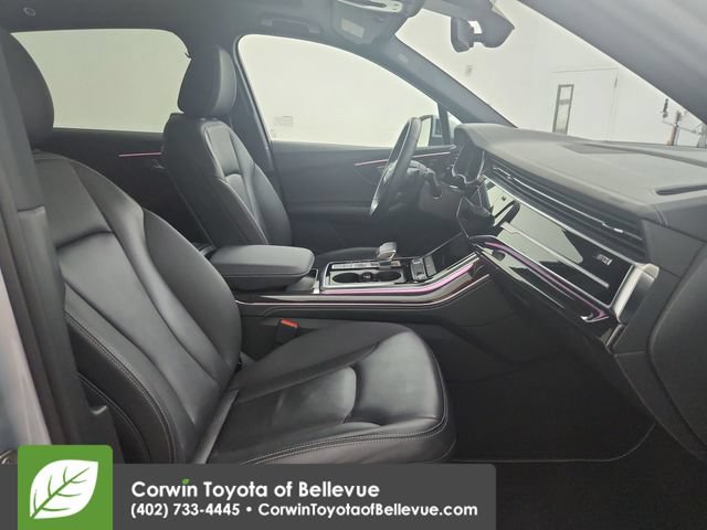 Used 2025 Audi Q7 3.0T Premium Plus AWD/4WD image 35