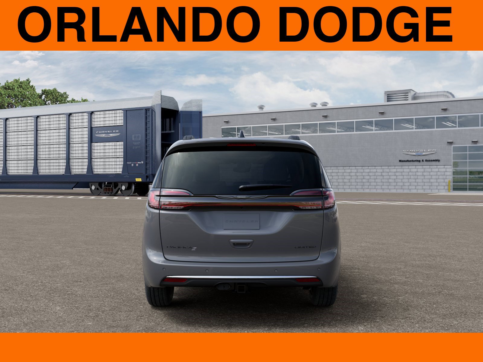 New 2025 Chrysler Pacifica Limited w/ Trailer Tow Group FWD image 7
