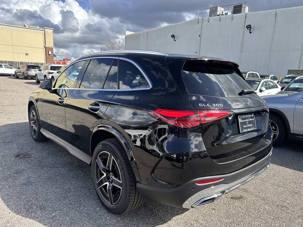 New 2026 Mercedes-Benz GLC 300 4MATIC image 3