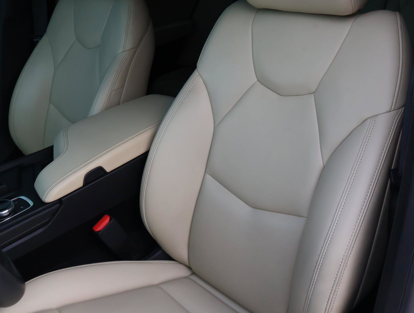 Used 2023 Cadillac CT5 Luxury w/ Sun And Sound Package RWD image 18