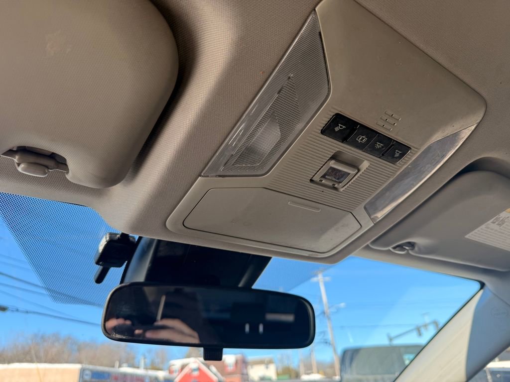 Used 2019 Toyota RAV4 LE w/ Carpet Mat Package image 36