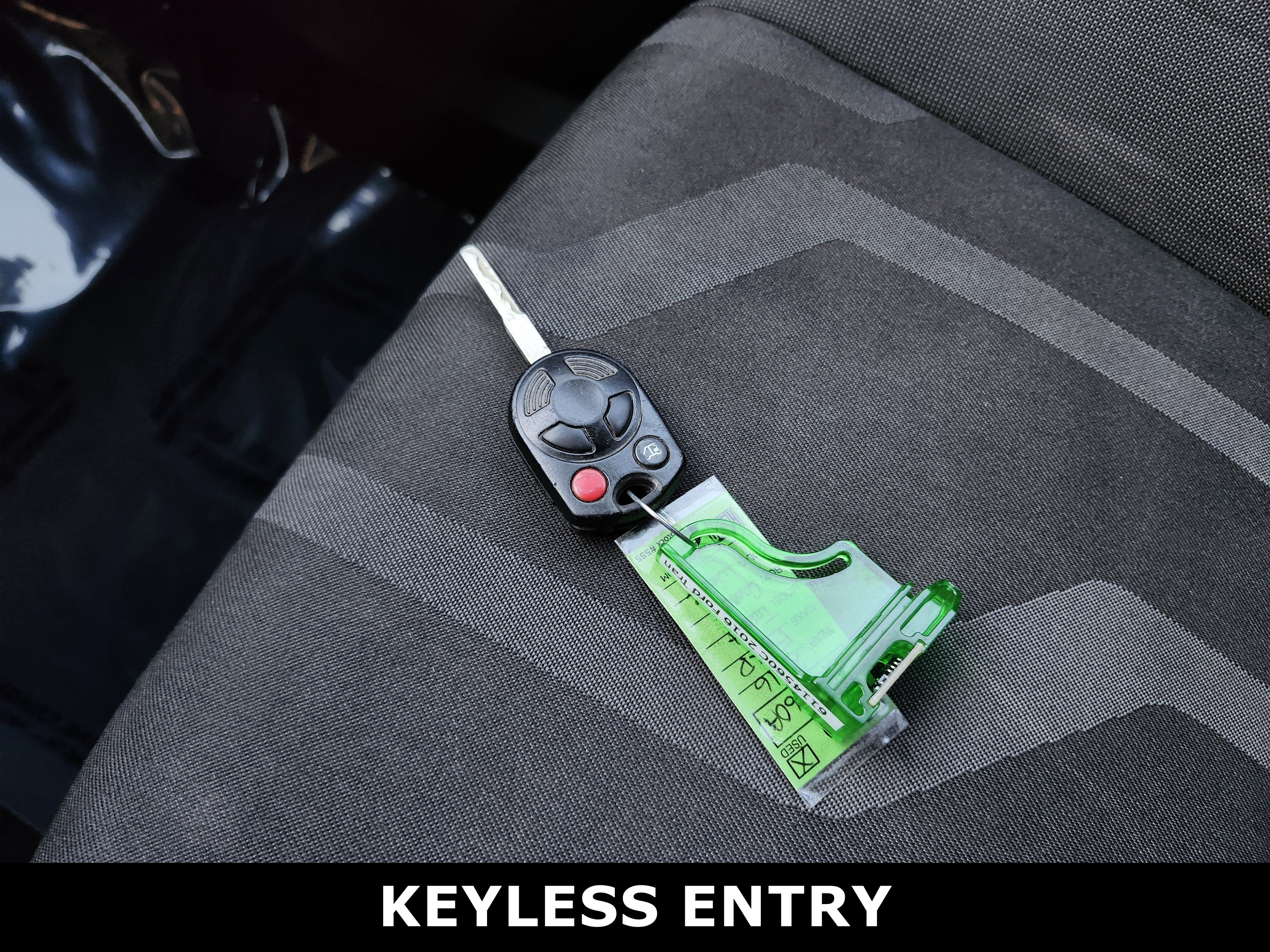 Used 2016 Ford Transit Connect XLT FWD image 14