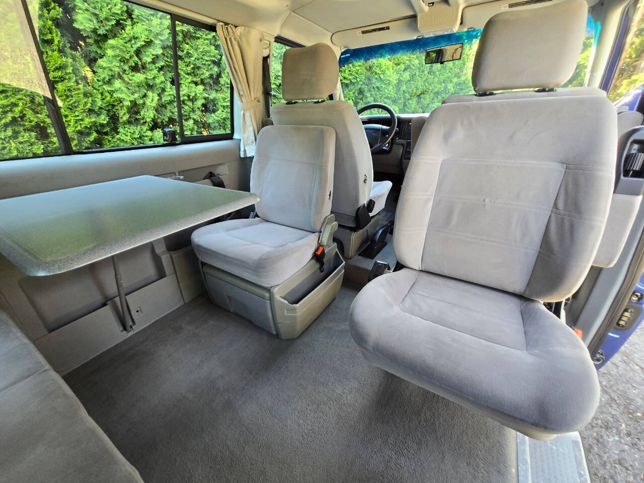 Used 1999 Volkswagen Eurovan MV FWD image 25