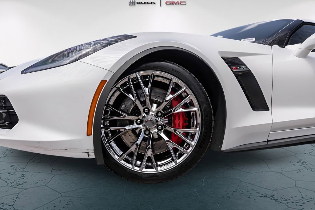 Used 2017 Chevrolet Corvette Z06 w/ Battery Protection Package RWD image 4