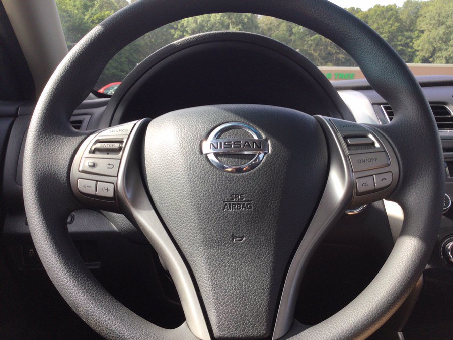 Used 2015 Nissan Altima 2.5 S w/ Power Driver Seat Package FWD image 24