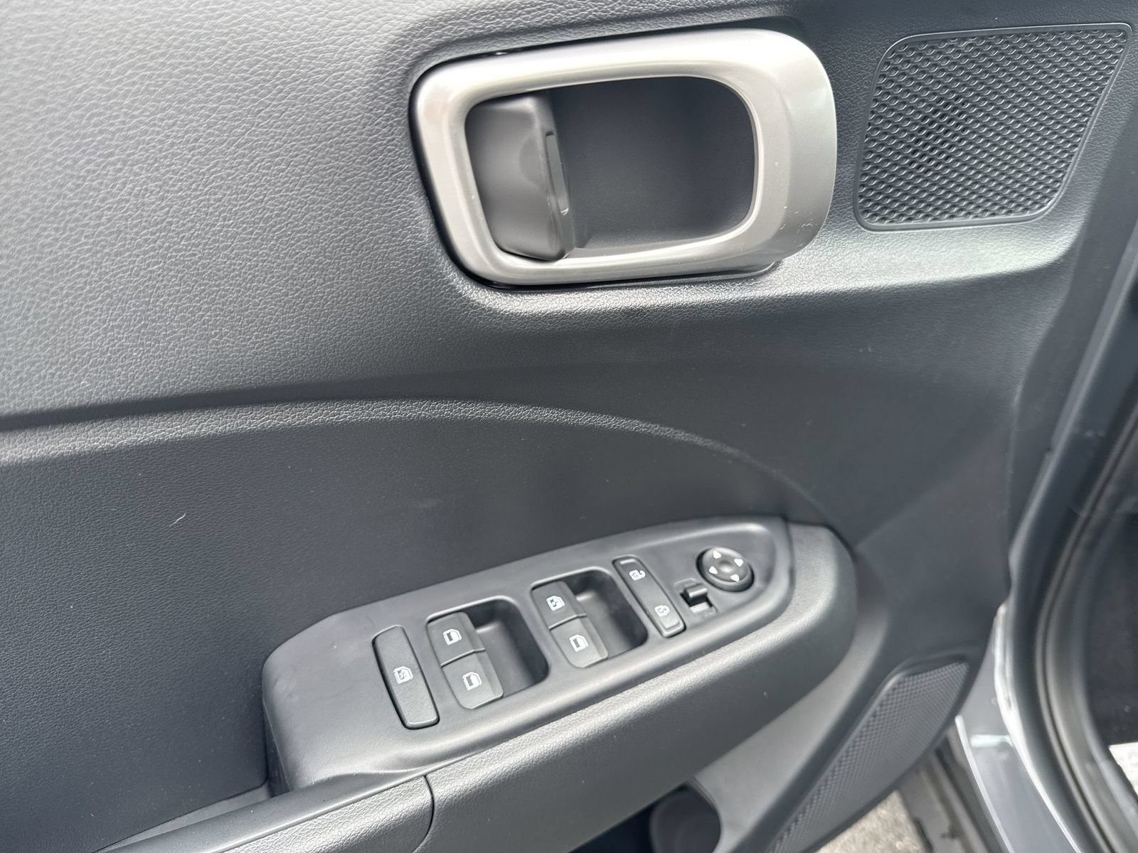 New 2026 Hyundai Venue SEL FWD image 15