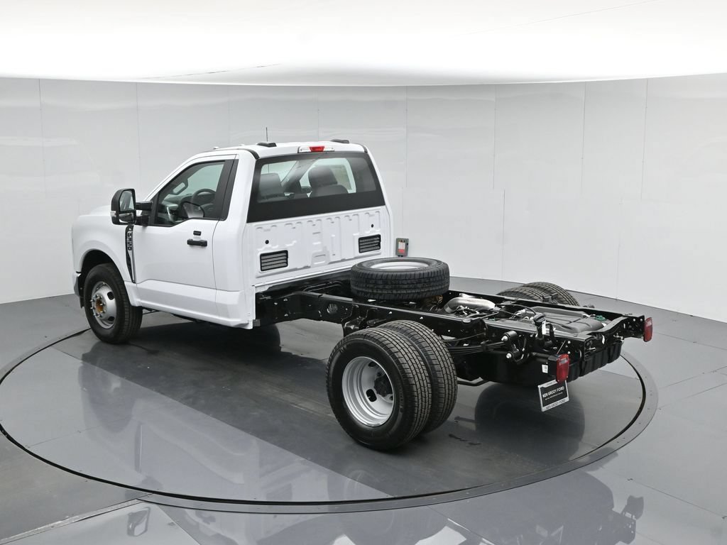 New 2026 Ford F350 XL w/ XL Chrome Package RWD image 30