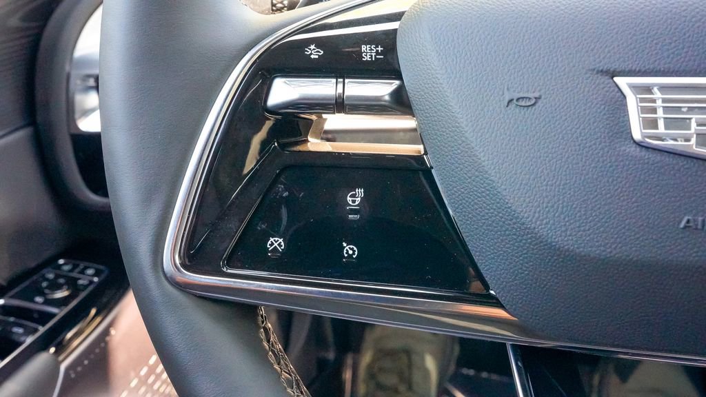 Used 2025 Cadillac Lyriq Luxury image 69