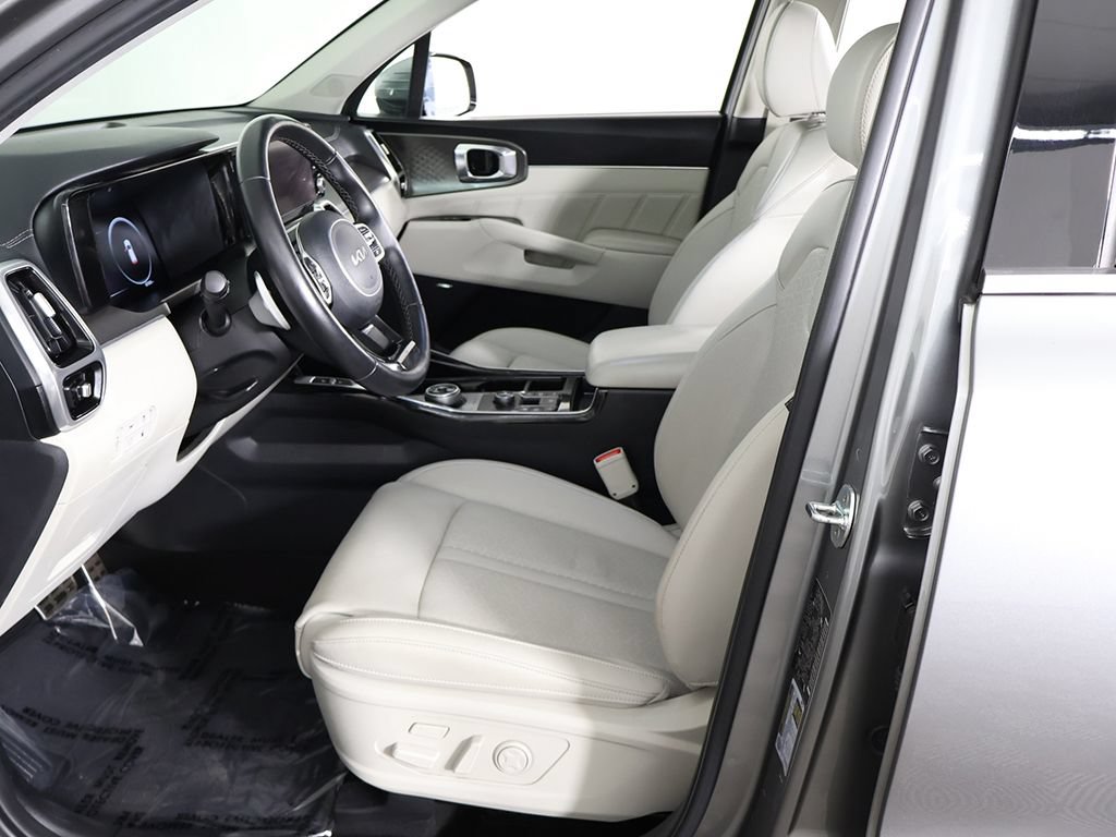 Used 2023 Kia Sorento SX Prestige AWD/4WD image 34