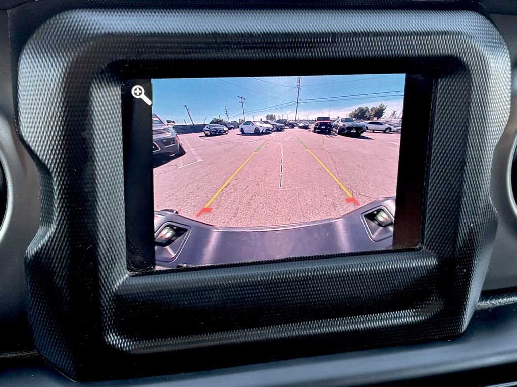 Used 2022 Jeep Gladiator Sport image 26