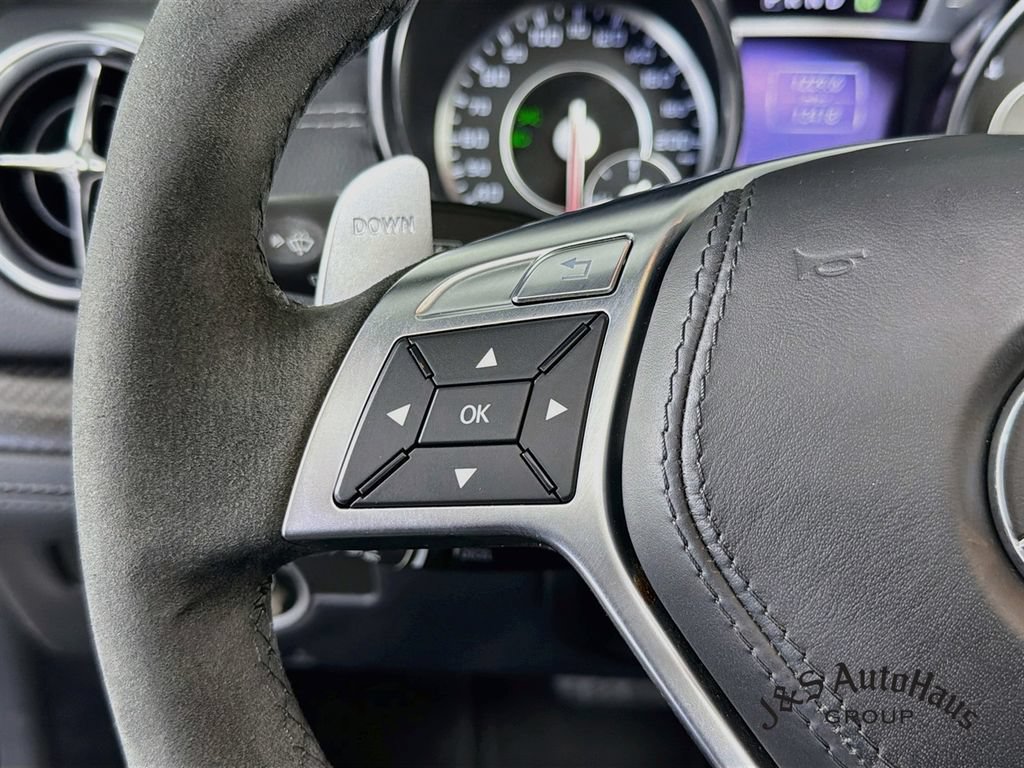 Used 2013 Mercedes-Benz SL 63 AMG image 13