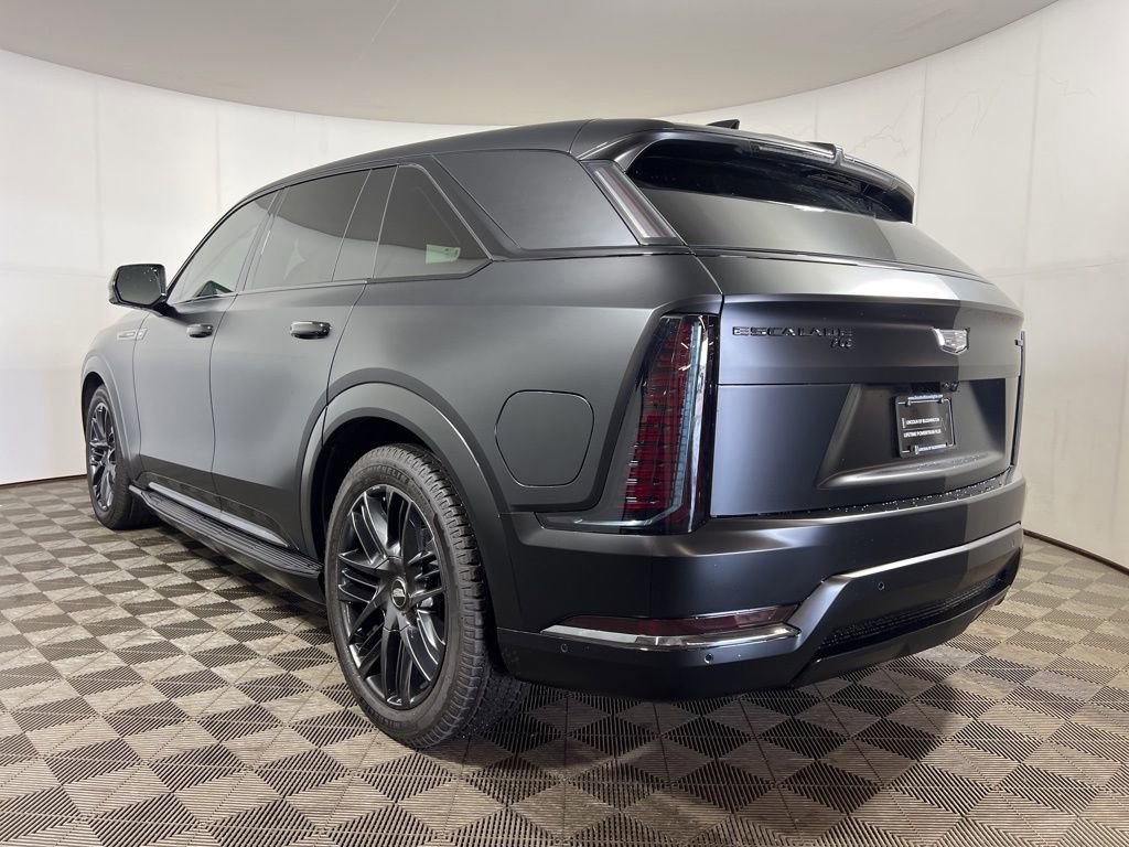 Used 2025 Cadillac Escalade IQ Sport 1 w/ LPO, ONYX Package image 5