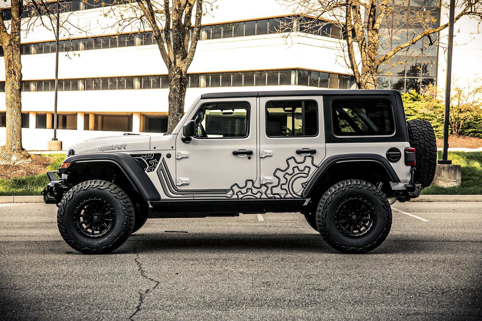 New 2026 Jeep Wrangler Unlimited Rubicon w/ Technology Group AWD/4WD image 8